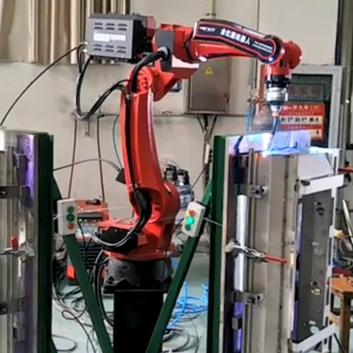 機器人不銹鋼爐具焊接