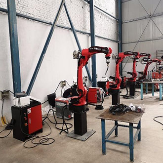 智能焊接機器人的機械手在焊接中的過程
