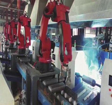 玩精細焊接，智能焊接機器人與人工焊接哪個好?