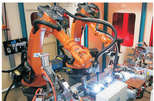激光焊接機器人與傳統設備的區別點